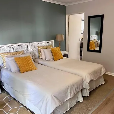 Studio 4 With Pool Access & No Loadshedding Cidade Do Cabo Exterior foto